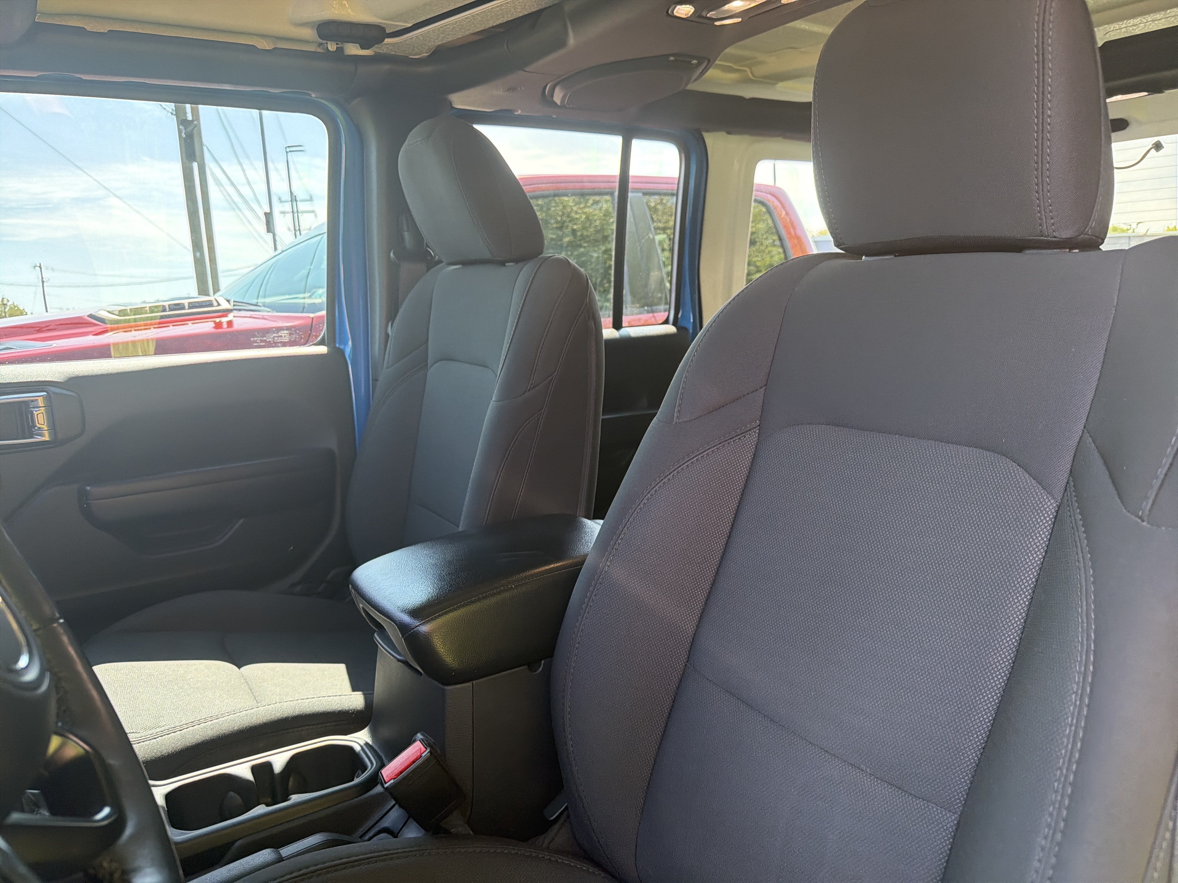Used 2021 Jeep Wrangler Unlimited Sport AWD/4WD image 16