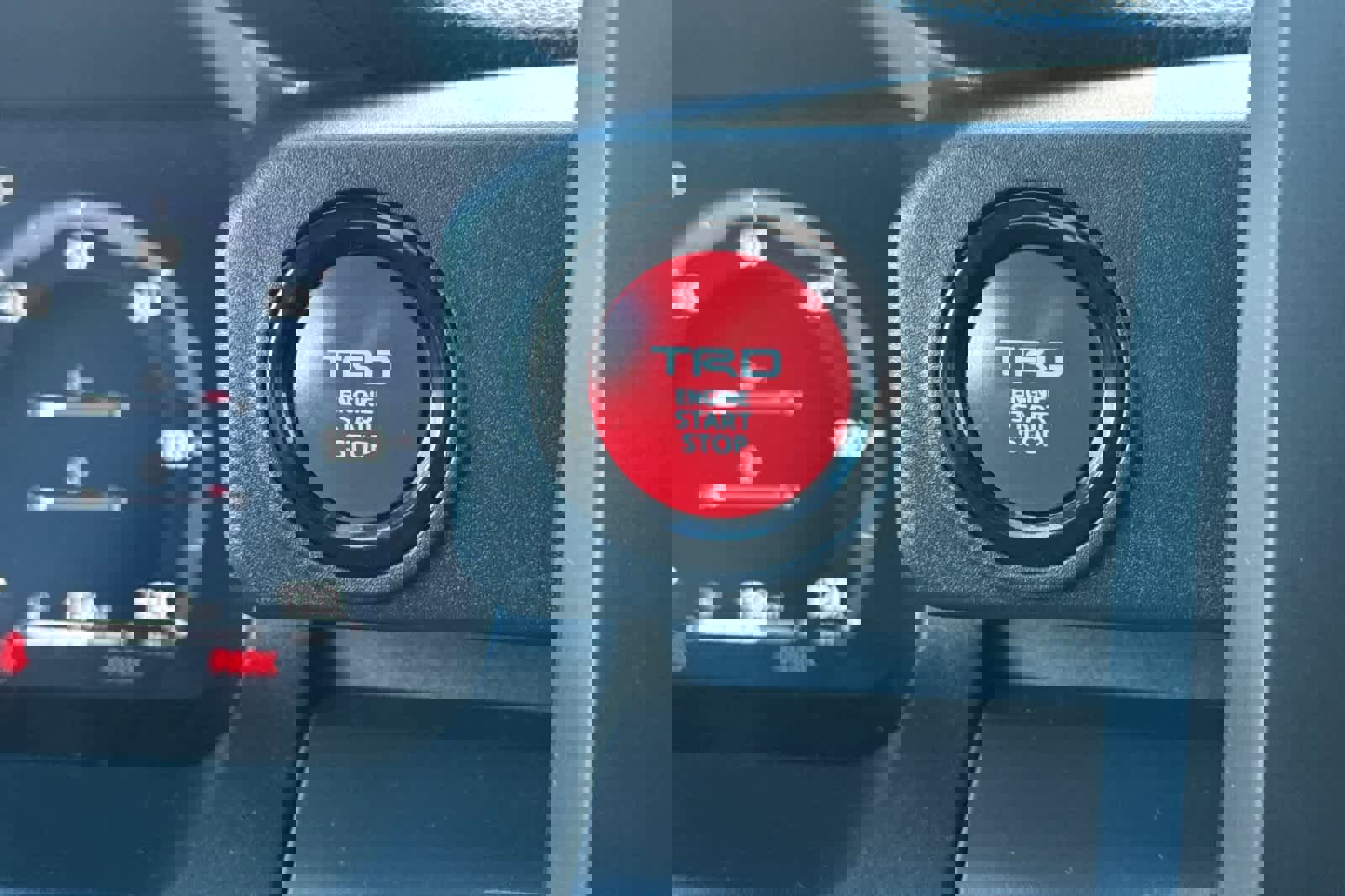 Used 2024 Toyota Tacoma TRD Sport image 23