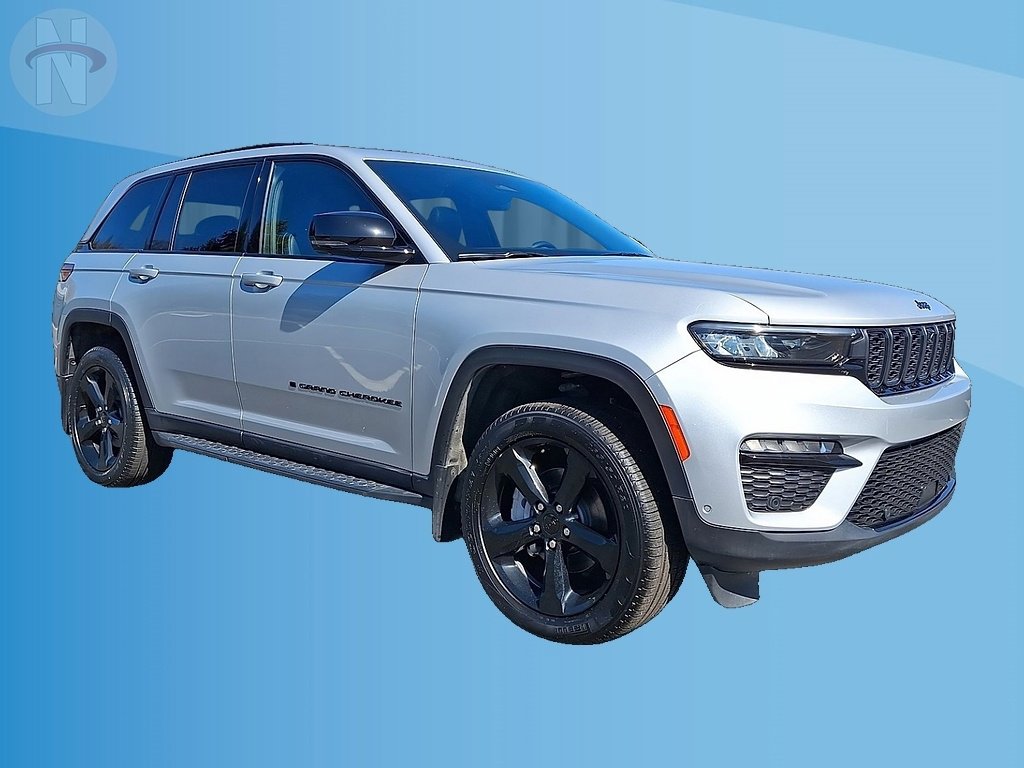 Used 2024 Jeep Grand Cherokee Limited w/ Luxury Tech Group II AWD/4WD image 1