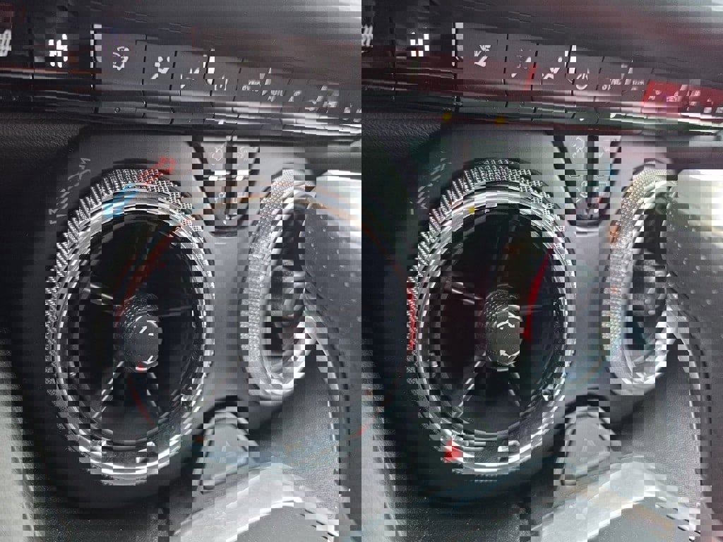 Used 2016 Chevrolet Camaro SS image 24