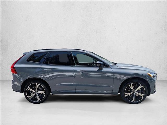 Certified 2023 Volvo XC60 B6 Ultimate w/ Protection Package Premier AWD/4WD image 4