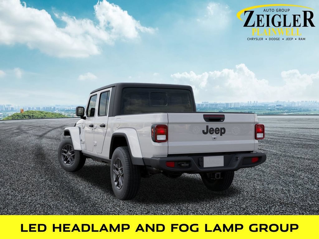 New 2026 Jeep Gladiator Sport AWD/4WD image 3