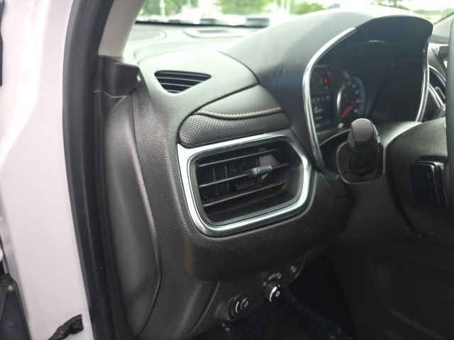 Used 2024 Chevrolet Equinox Premier AWD/4WD image 15
