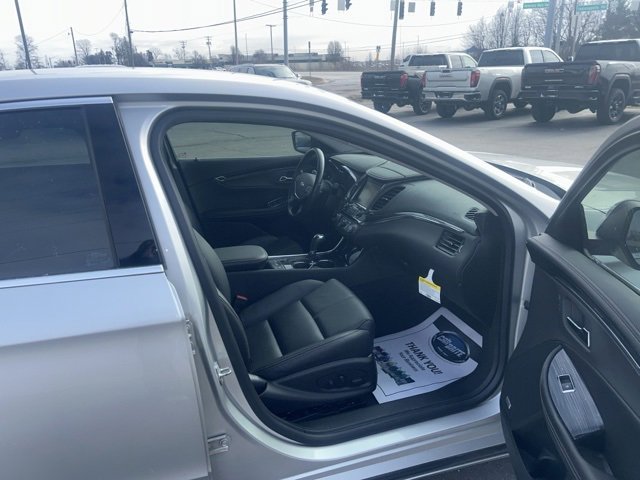 Used 2019 Chevrolet Impala LT w/ LT Leather Package image 31