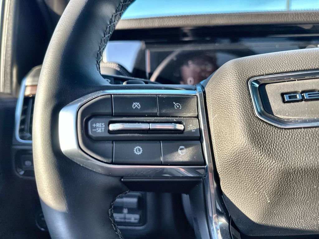 Used 2026 GMC Yukon XL Denali w/ Denali Reserve Package image 31