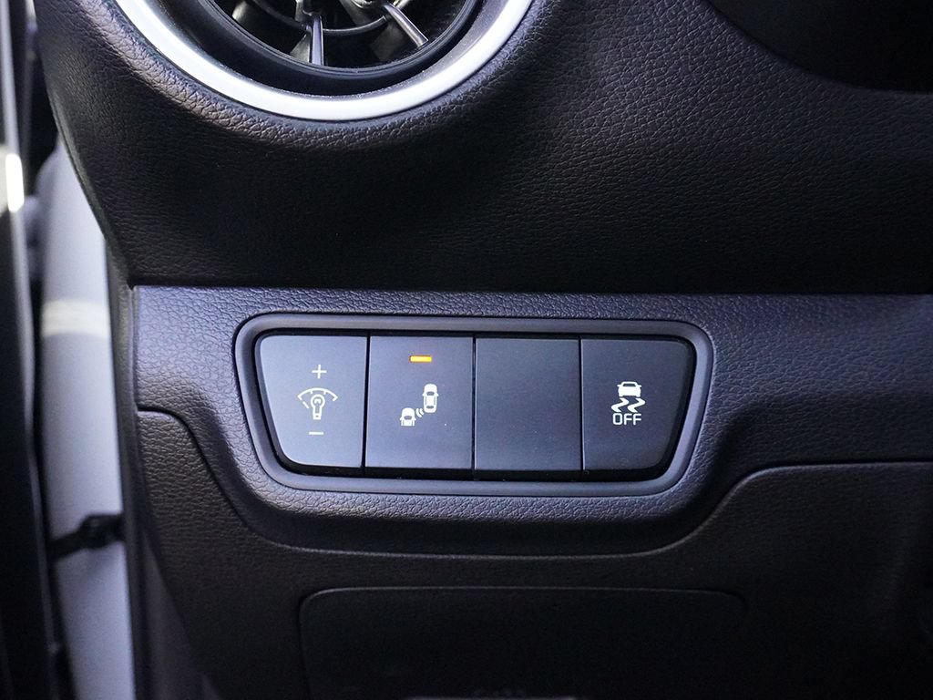 Used 2023 Kia Forte LXS w/ LXS Technology Package FWD image 35