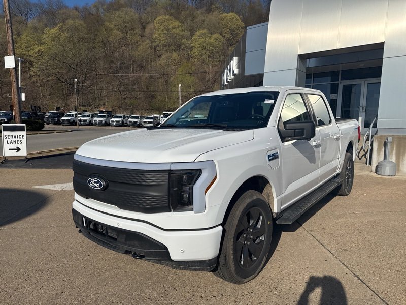 New 2025 Ford F150 Lightning Flash image 3
