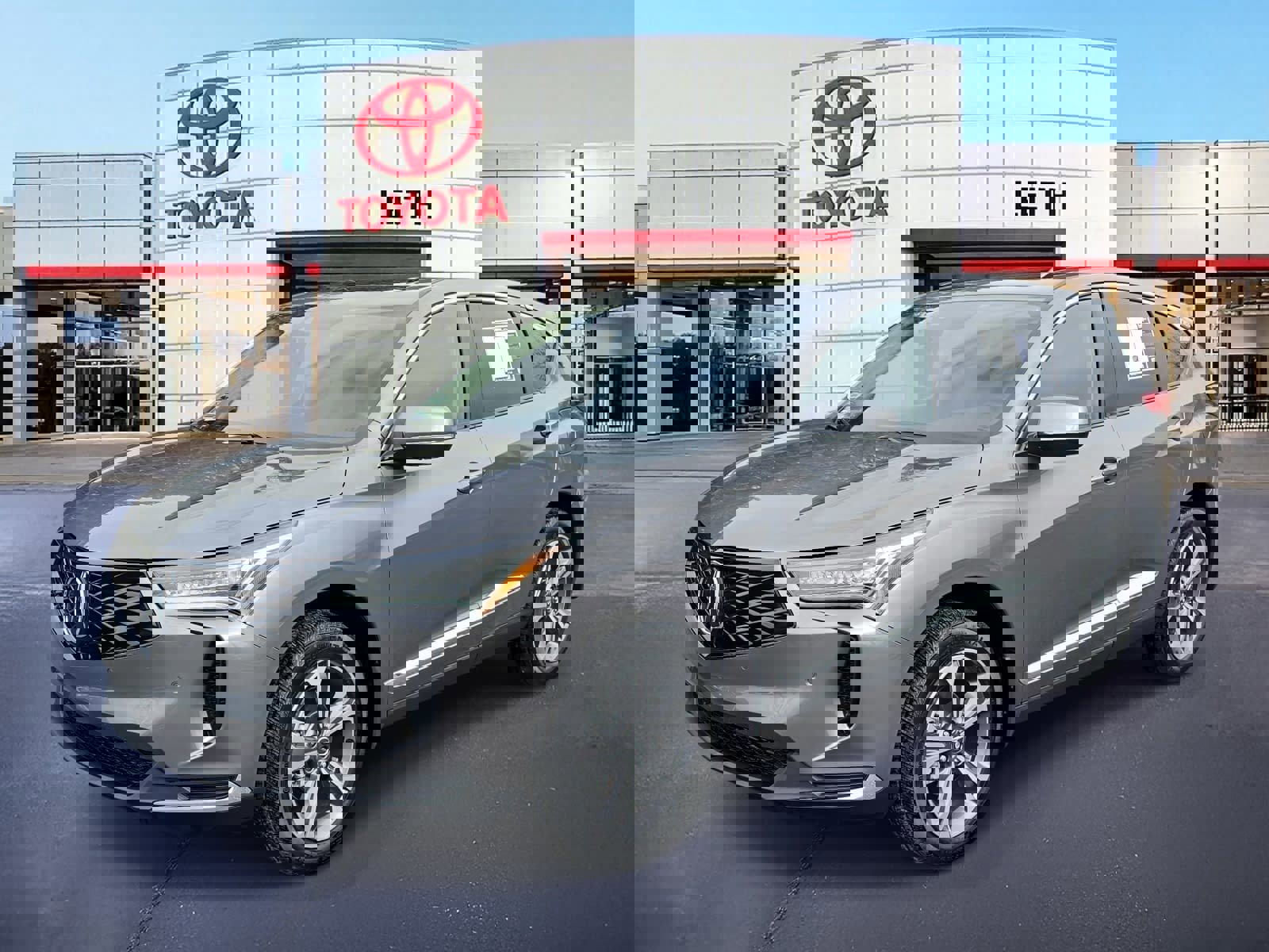 Used 2025 Acura RDX SH-AWD w/ Technology Package image 1