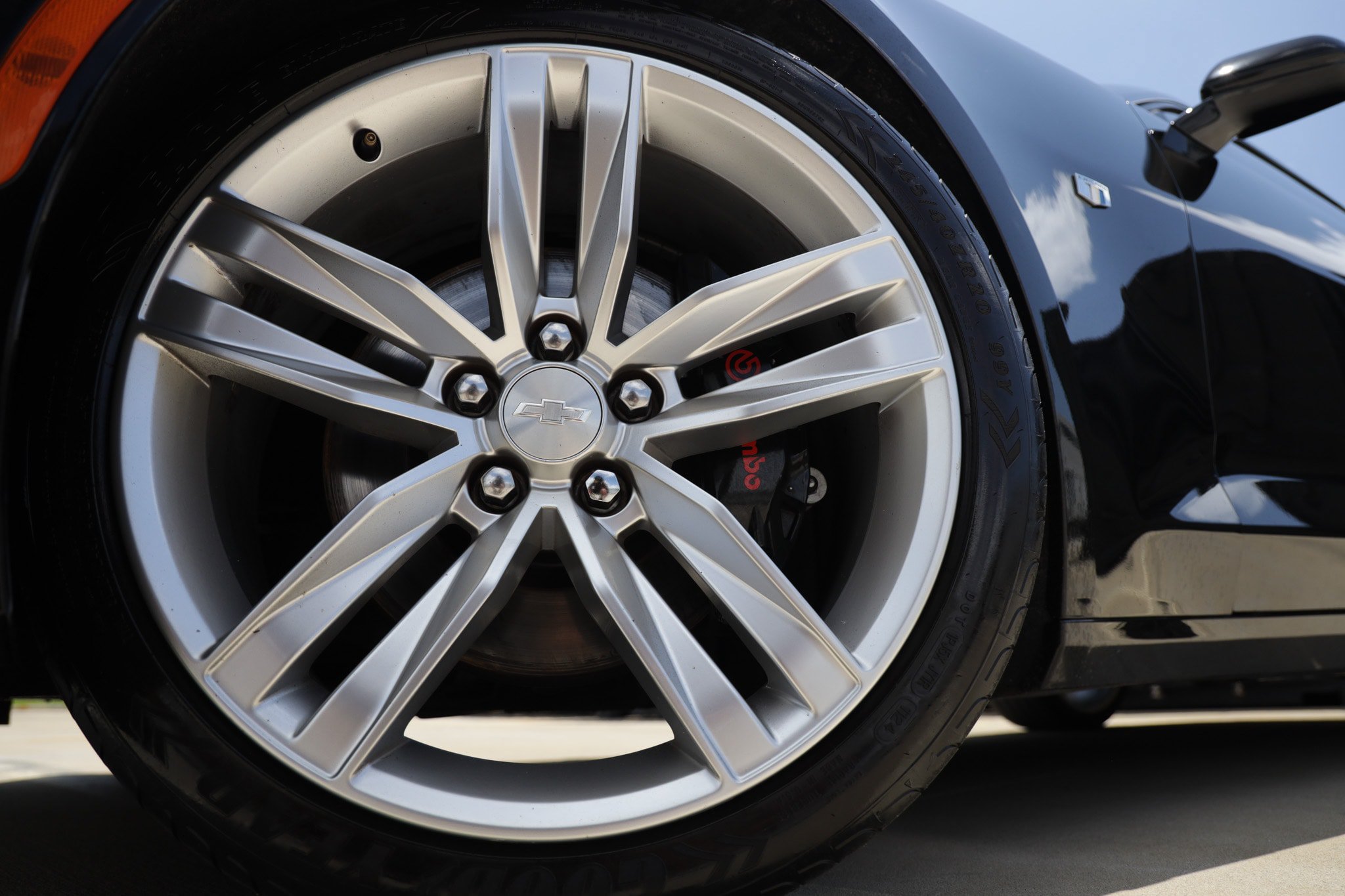 Used 2016 Chevrolet Camaro SS RWD image 34