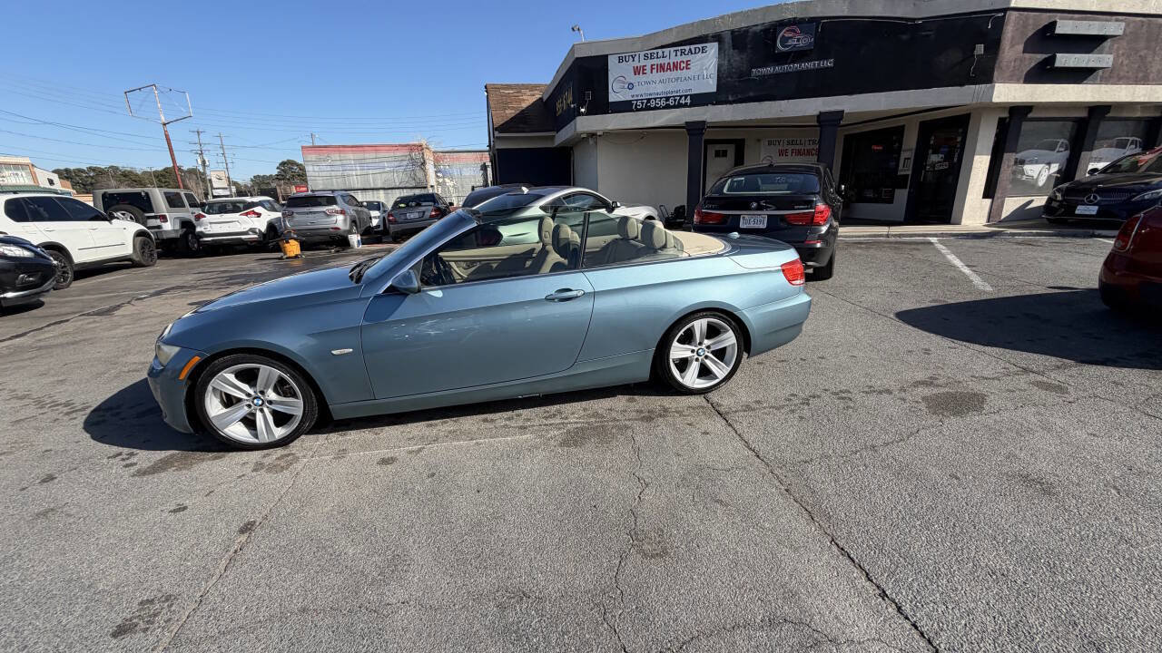 Used 2009 BMW 335i Convertible image 10