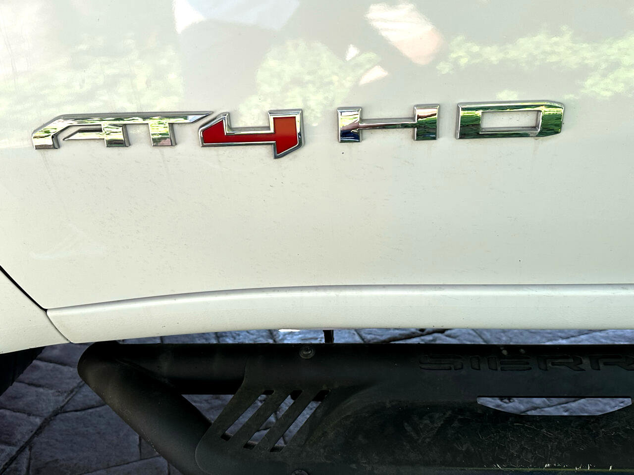 Used 2021 GMC Sierra 2500 AT4 image 5