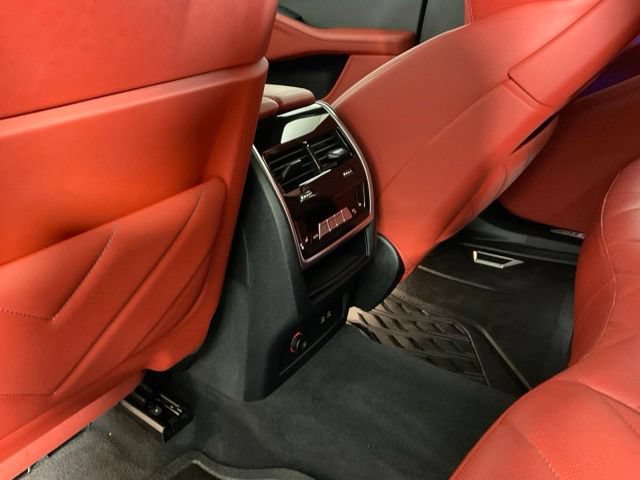 Used 2023 BMW XM AWD/4WD image 18