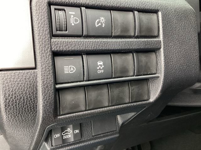 Certified 2025 Toyota Tacoma SR5 w/ SR5 Upgrade Package image 25