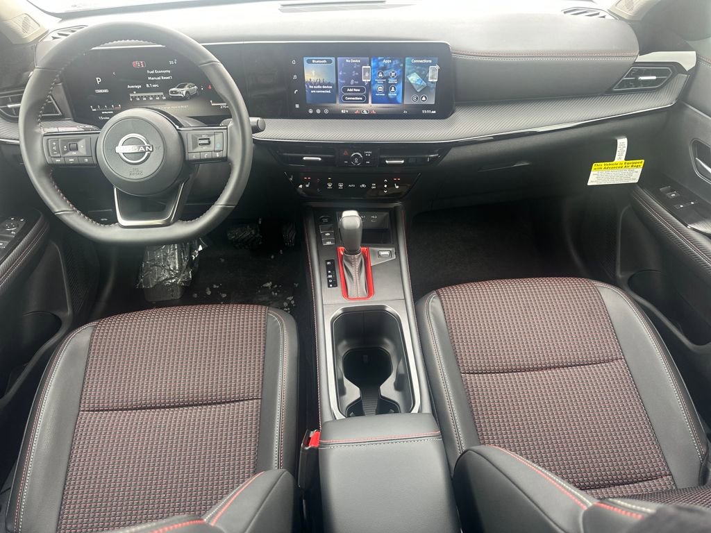 New 2026 Nissan Kicks SR w/ Cold Weather Package image 16