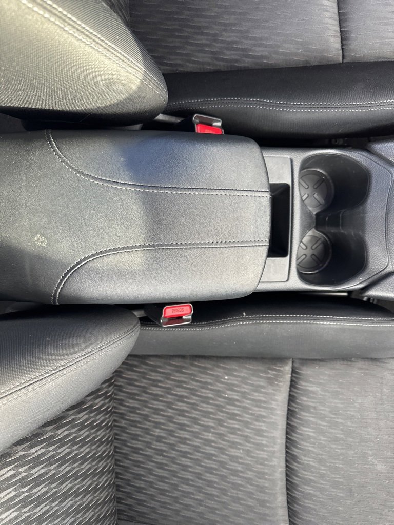 Used 2017 Nissan Rogue S image 7