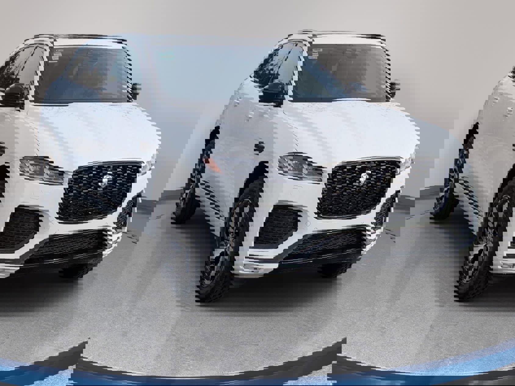 New 2026 Jaguar F-PACE R-Dynamic S image 3