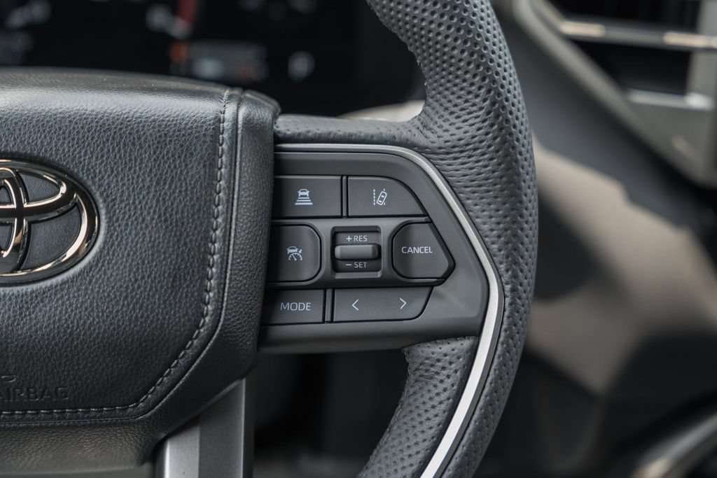 New 2026 Toyota Tundra Limited AWD/4WD image 29