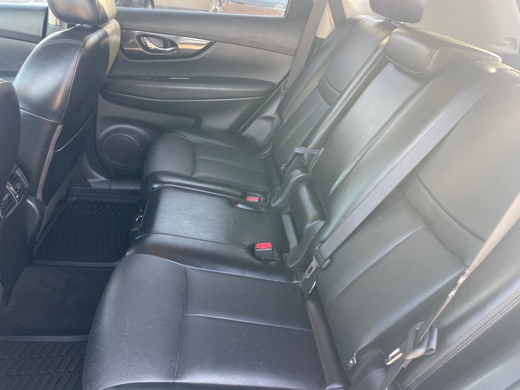 Used 2017 Nissan Rogue SL FWD image 14