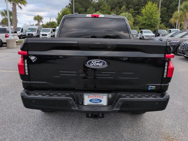 Used 2024 Ford F150 Lightning XLT AWD/4WD image 5