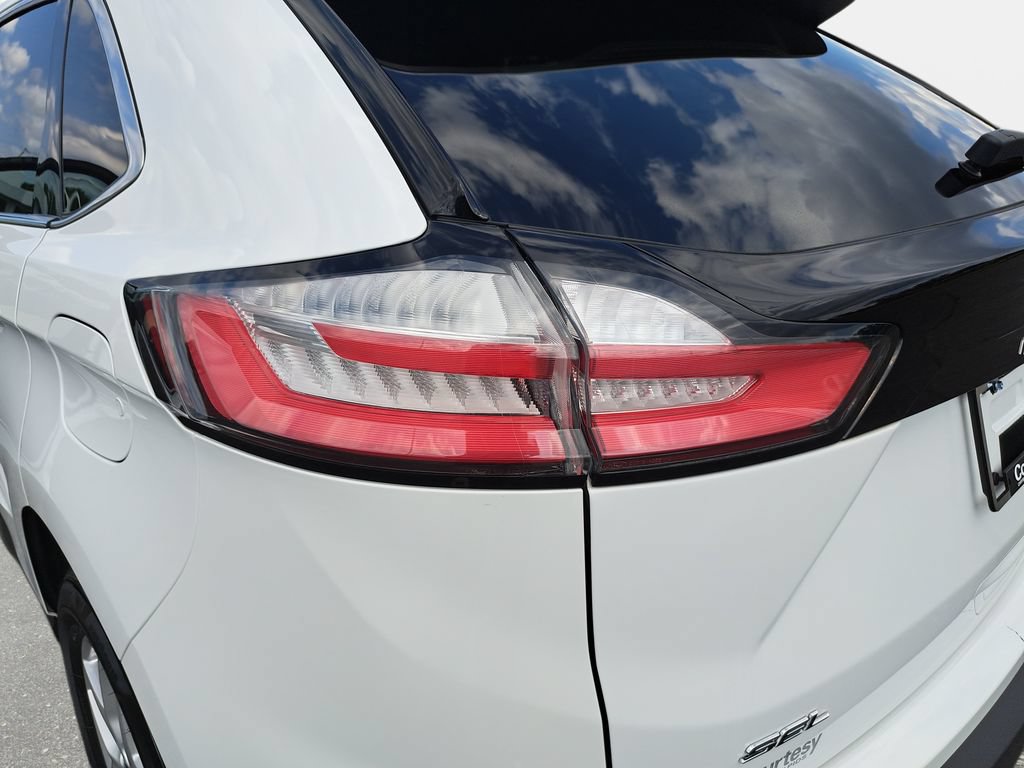 Used 2022 Ford Edge SEL w/ Convenience Package AWD/4WD image 32