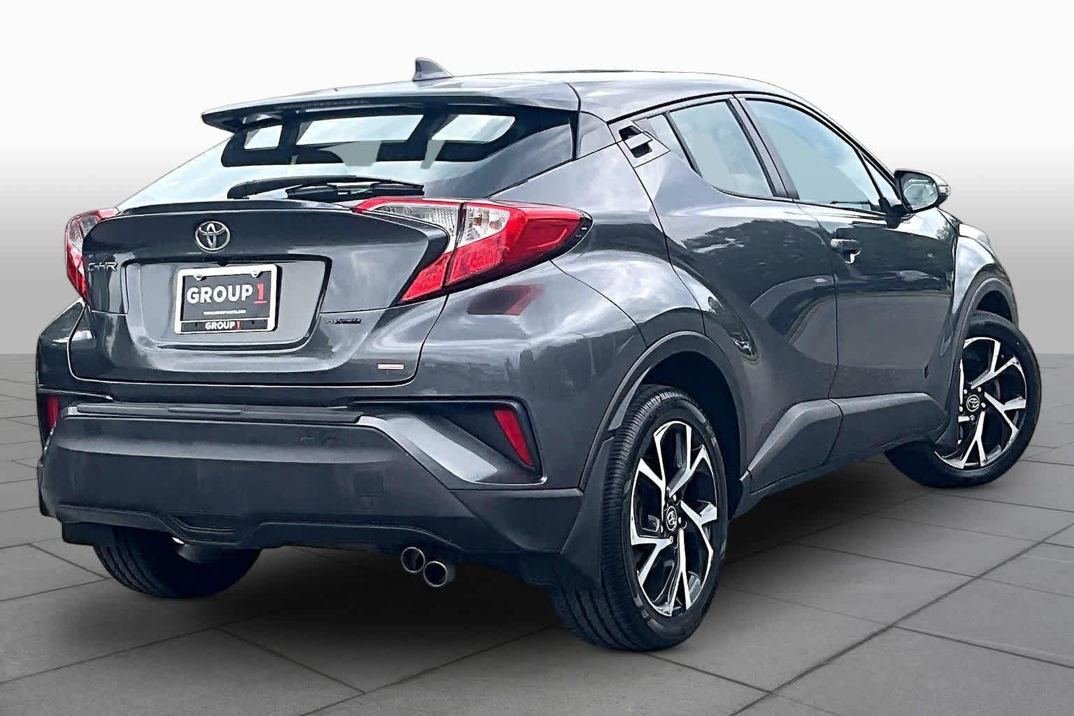 Used 2018 Toyota C-HR XLE FWD image 13
