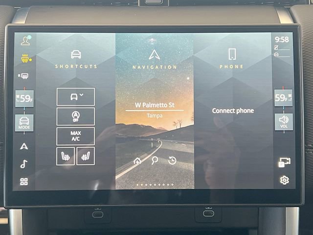 Used 2025 Land Rover Discovery Sport Dynamic SE image 21