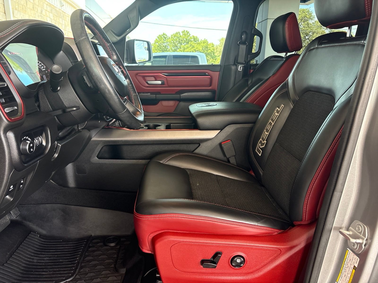Used 2019 RAM 1500 Rebel w/ Rebel Level 2 Equipment Group AWD/4WD image 14