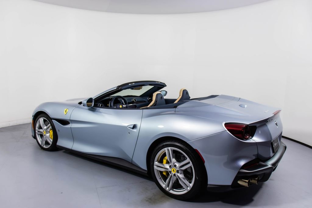 Certified 2022 Ferrari Portofino M RWD image 8