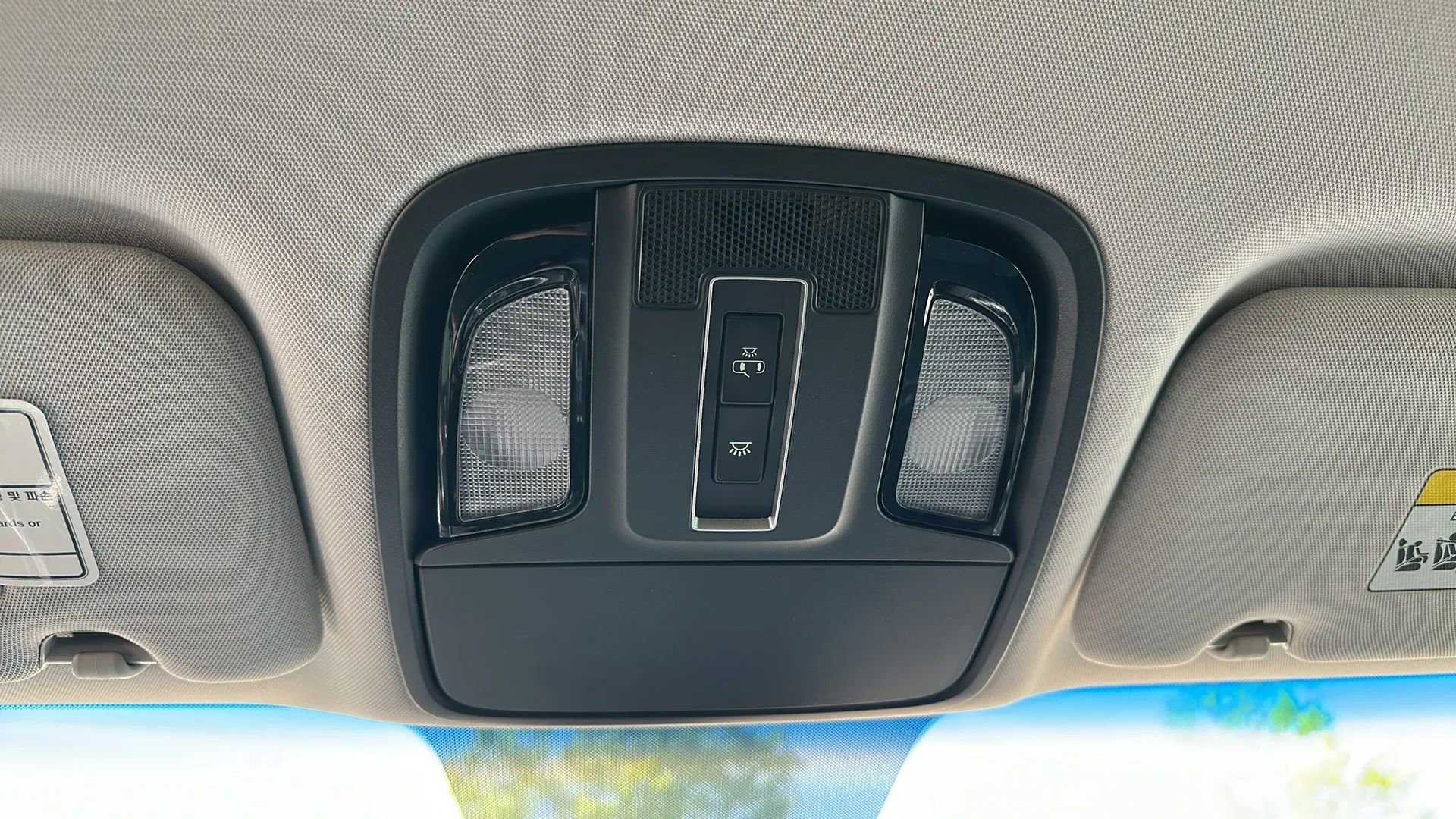 Used 2016 Kia Sorento LX image 42
