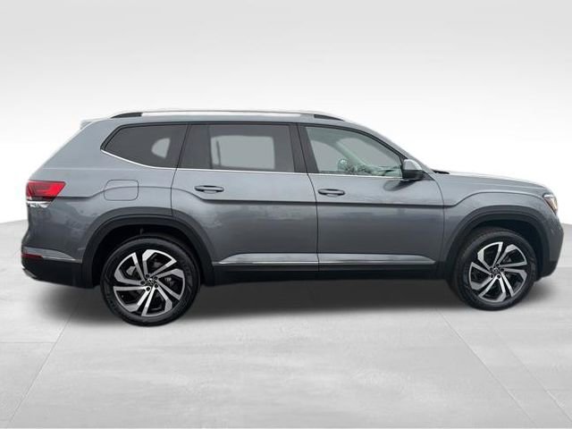 Certified 2022 Volkswagen Atlas SEL image 9