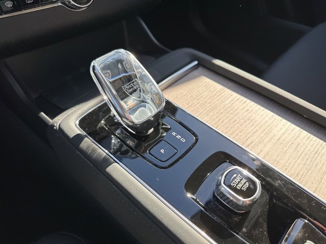 New 2026 Volvo XC90 B6 Plus w/ Protection Package image 14