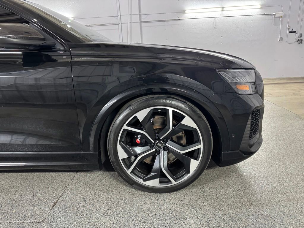 Used 2023 Audi RS Q8 w/ Black Optic Package AWD/4WD image 5