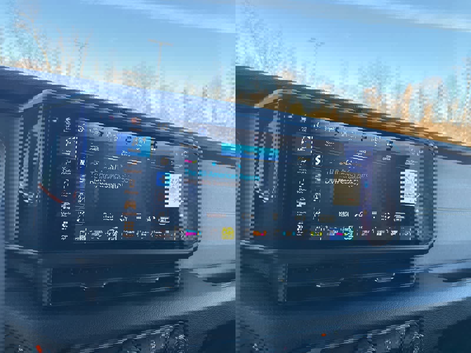 Used 2025 Jeep Gladiator Sport image 29