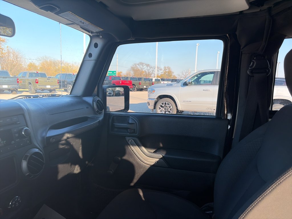 Used 2015 Jeep Wrangler Sport AWD/4WD image 19