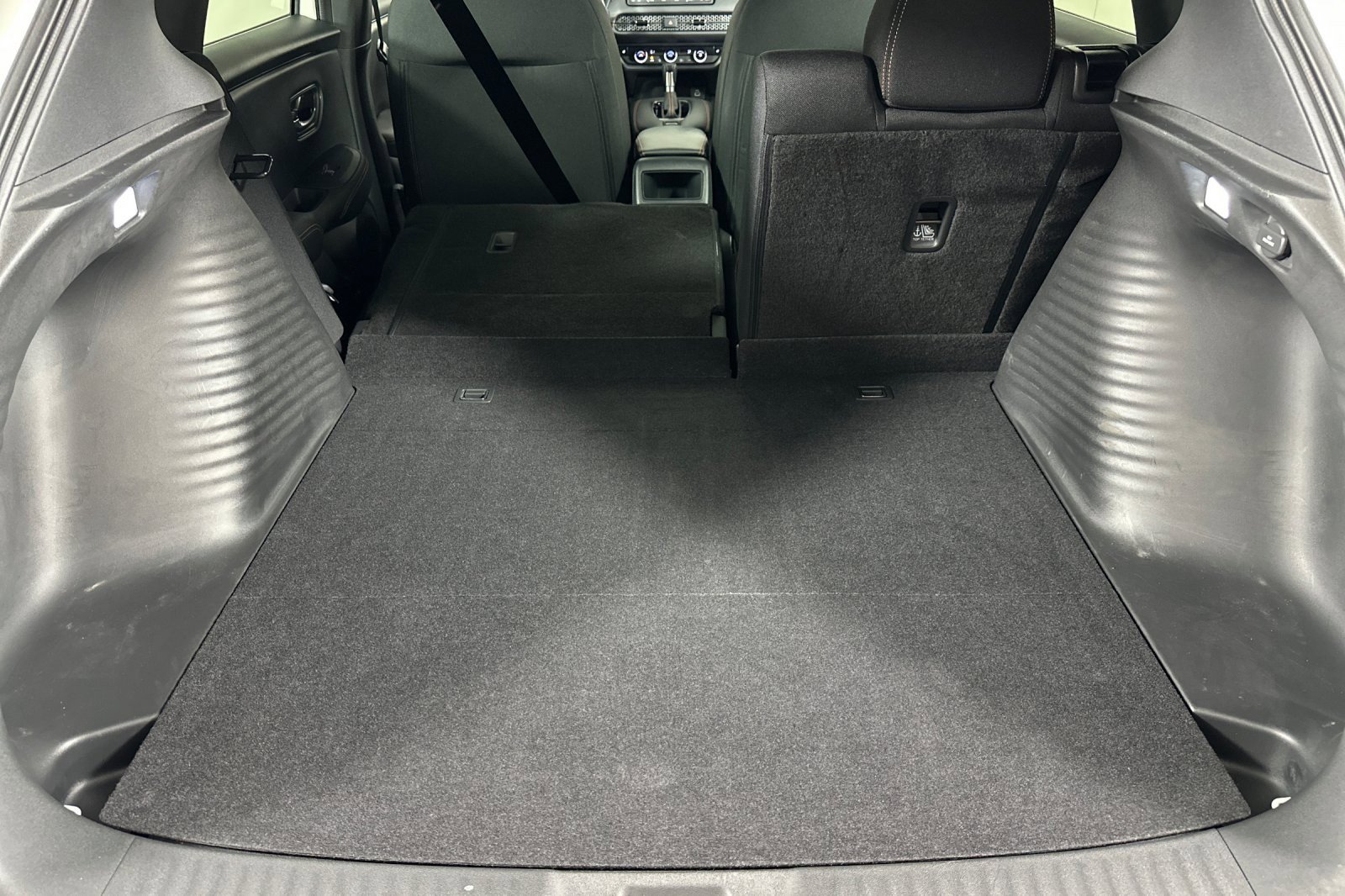 Used 2025 Honda HR-V Sport image 14