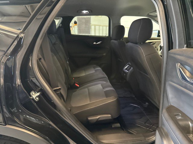 Used 2025 Chevrolet Blazer LT w/ Convenience Package FWD image 27