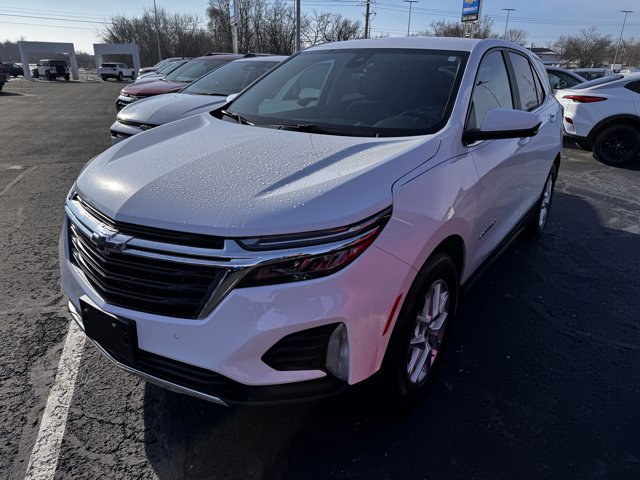Used 2024 Chevrolet Equinox LT w/ LPO, Floor Liner Package image 5