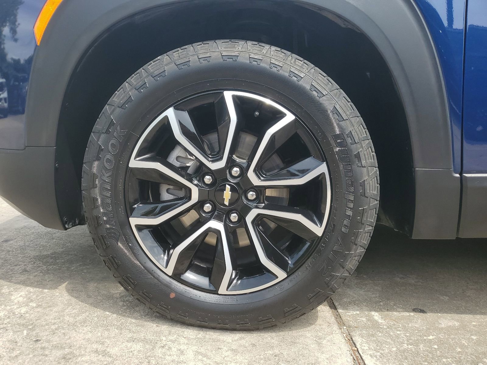 Used 2022 Chevrolet TrailBlazer ACTIV w/ Sun and Liftgate Package FWD image 7