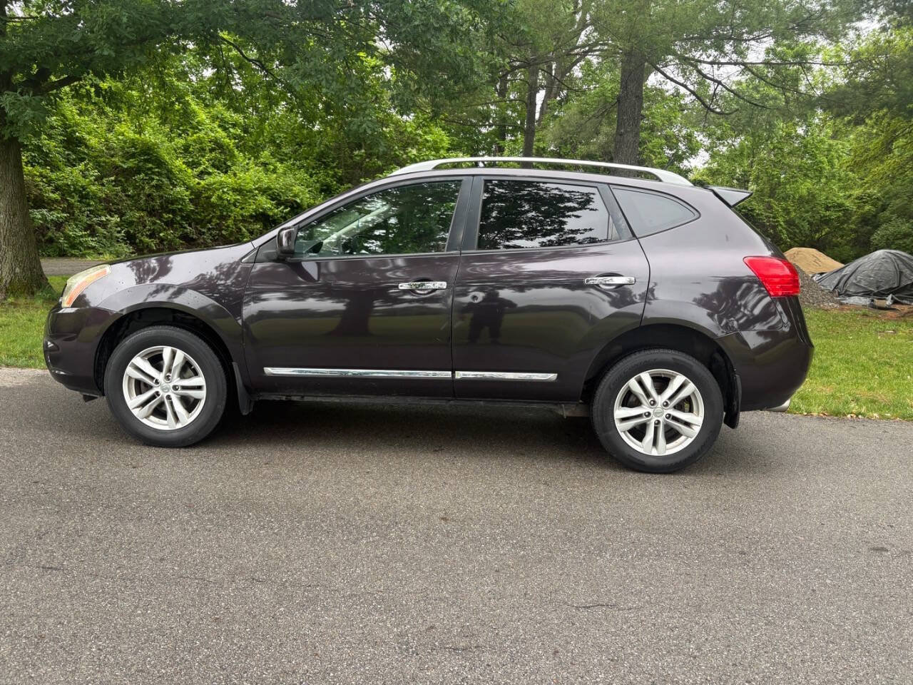 Used 2013 Nissan Rogue SV FWD image 6