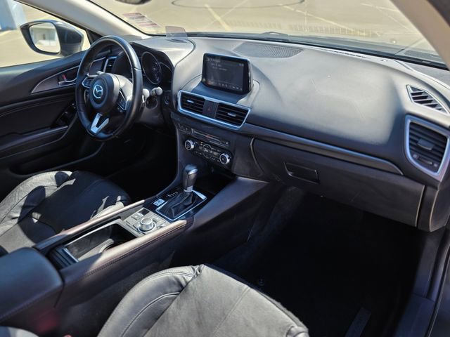 Used 2018 MAZDA MAZDA3 Grand Touring w/ Premium Equipment Package image 8