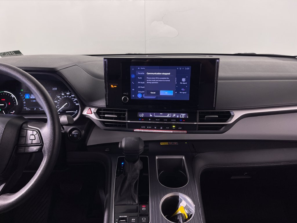 Certified 2026 Toyota Sienna LE FWD image 15