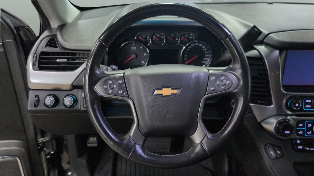 Used 2019 Chevrolet Tahoe LT w/ Luxury Package AWD/4WD image 9