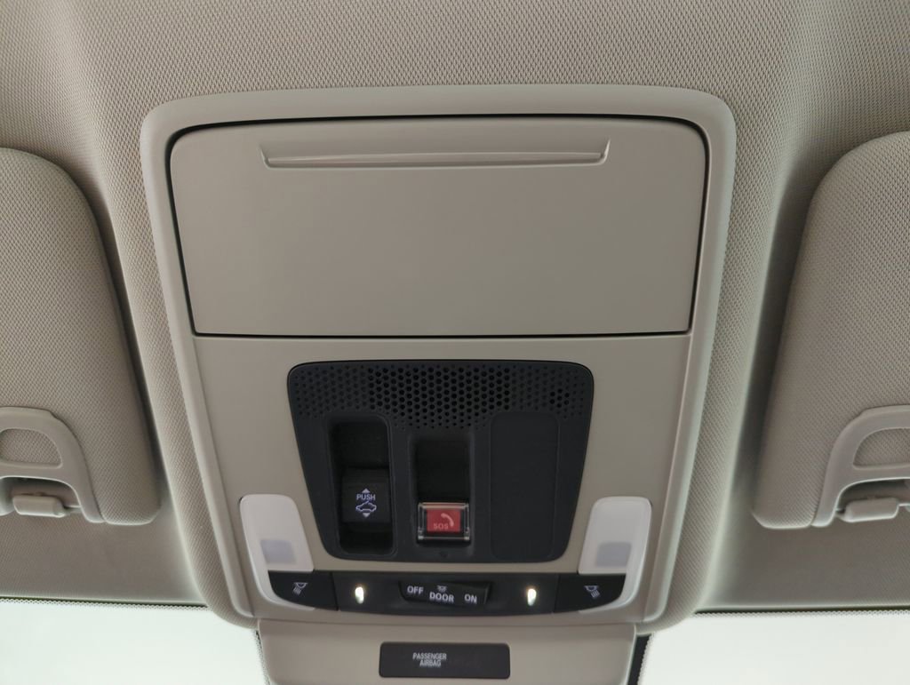 Certified 2025 Honda Accord SE image 30