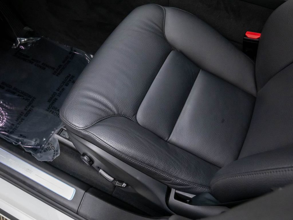 Used 2024 Volvo XC90 T8 Plus image 16