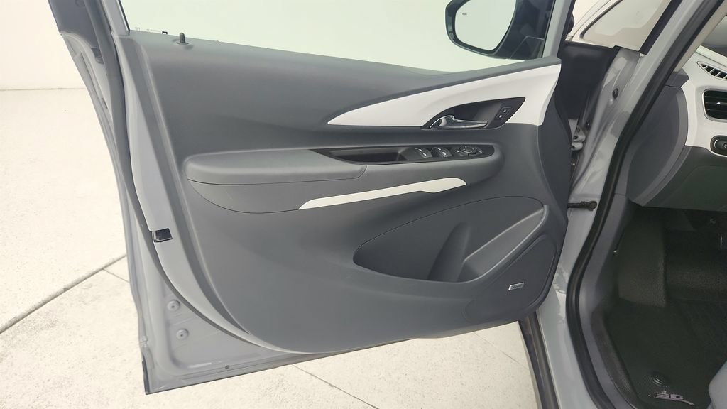 Certified 2019 Chevrolet Bolt Premier w/ Infotainment Package FWD image 23