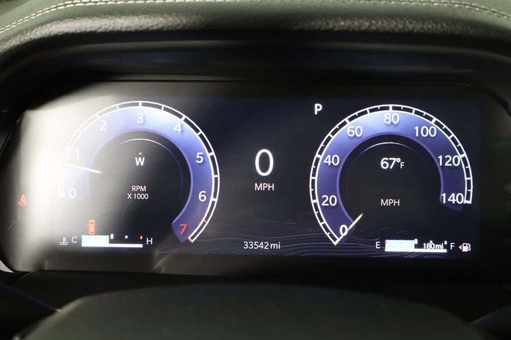 Used 2024 Jeep Grand Cherokee Limited w/ Black Appearance Package image 11