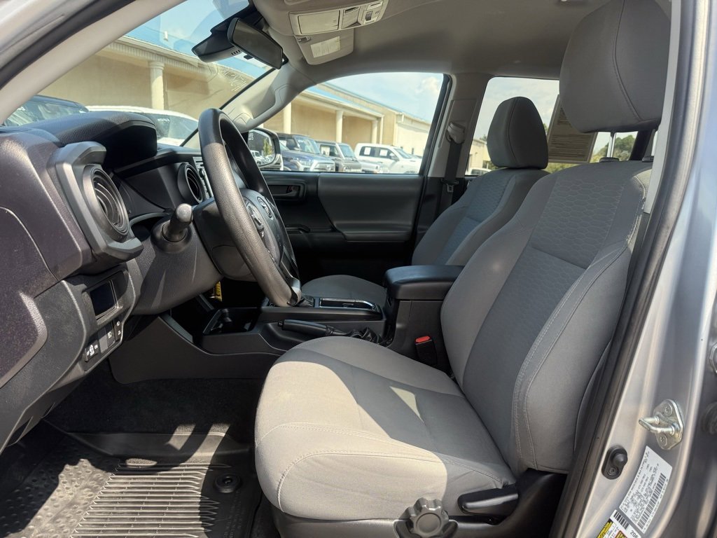 Used 2019 Toyota Tacoma SR image 24