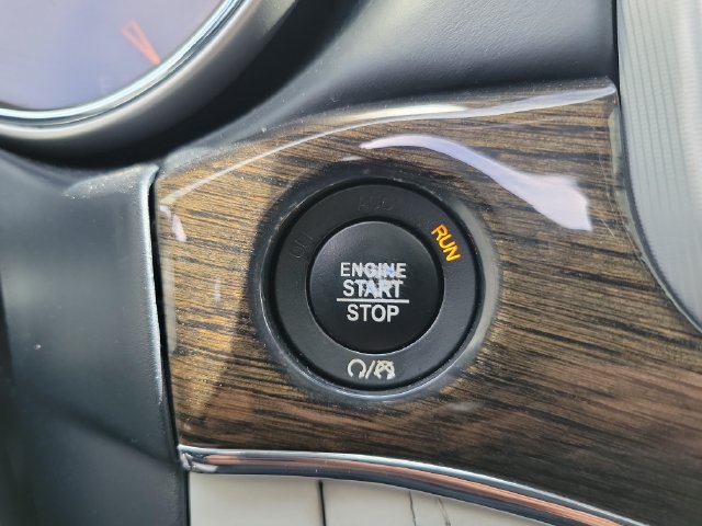Used 2018 Jeep Grand Cherokee Summit AWD/4WD image 20