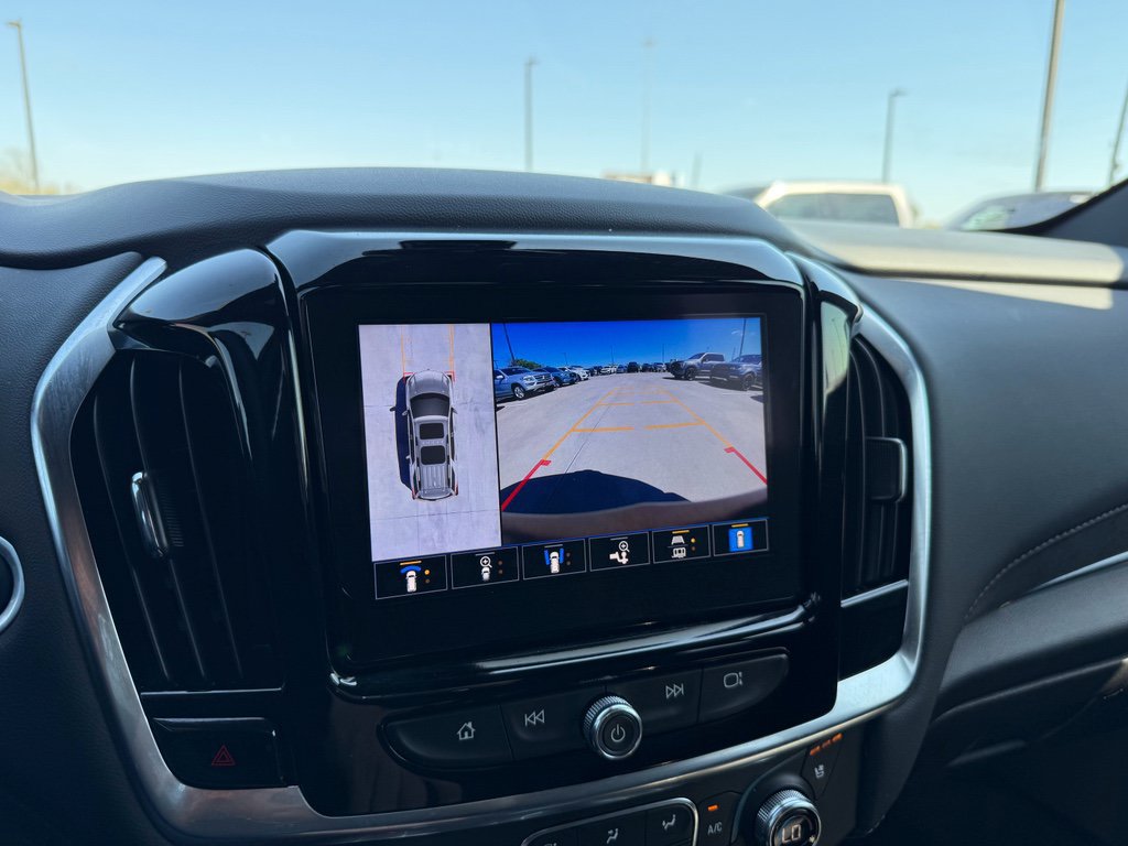 Used 2024 Chevrolet Traverse High Country AWD/4WD image 23