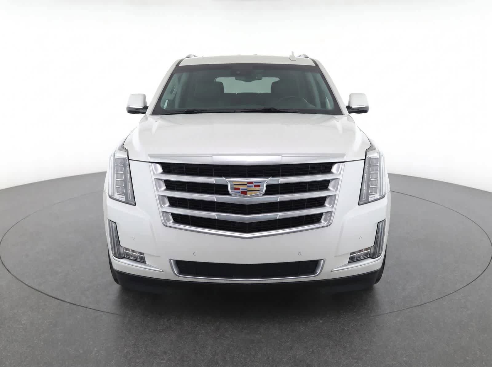 Used 2017 Cadillac Escalade Premium Luxury AWD/4WD image 5